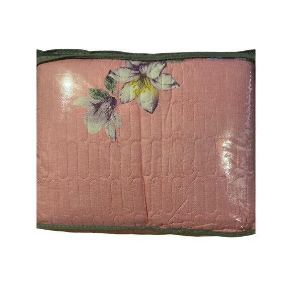 Priscilla 3 Piece King Quilt Set Cotton Soft 2 Pillow Shams 90" x 102" Pink/ Flo - Picture 4 of 4